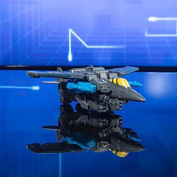 Transformers Earthspark Figr Skywarp