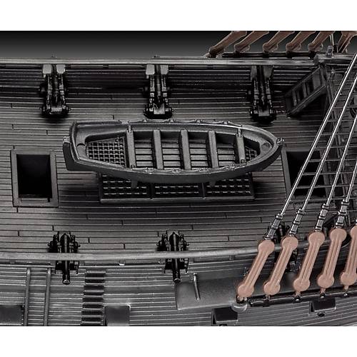 Revell 1:150 Black Pearl VBG65499