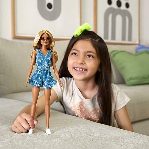 Barbie Byleyici Parti Bebekleri Batik Elbise