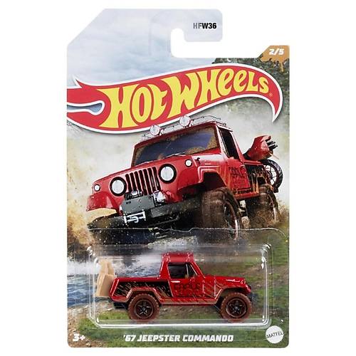 Hot Wheels Mud Runner Arabalar '67 Jeepster Commando