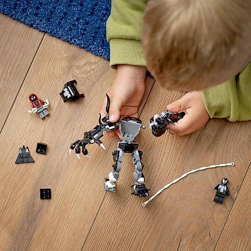 LEGO Marvel Venom Robot Zrh Miles Morales'e Kar 76276 | 6 Ya ve zeri Sper Kahraman Yedi ocuklar iin na Edilebilir Yaratc Oyuncak Yapm Seti (134 para)