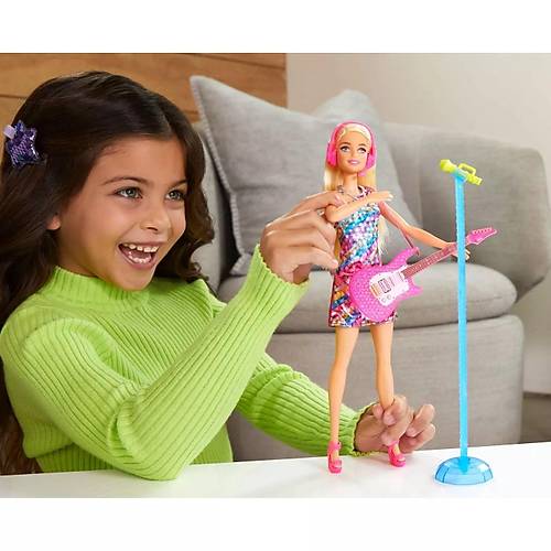 Barbie Byk ehir Byk Hayaller Malibu arkc Bebek GYJ23