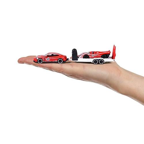 Majorette Porsche Motorsport Race Trailer Porsche Taycan Turbo S + 917