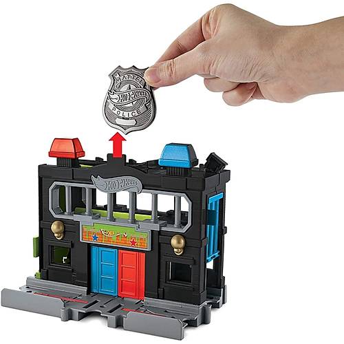 Hot Wheels ehir Otoparklar Oyun Setleri ehirde Polis Merkezi