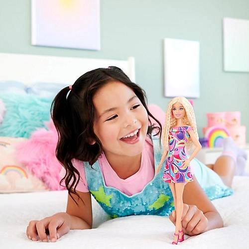 Barbie Fashionistas Byleyici Parti Bebekleri #223