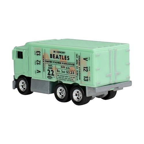 Hot Wheels Premium Arabalar Pop Culture HVJ45 Hiway Hauler