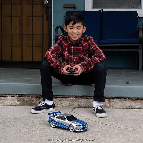 Jada 253206007 1:16 Rc Fast & Furious Brian's 2002 Nissan Skyline GT-R (BNR34) 2.4 Ghz USB arjl 29 cm