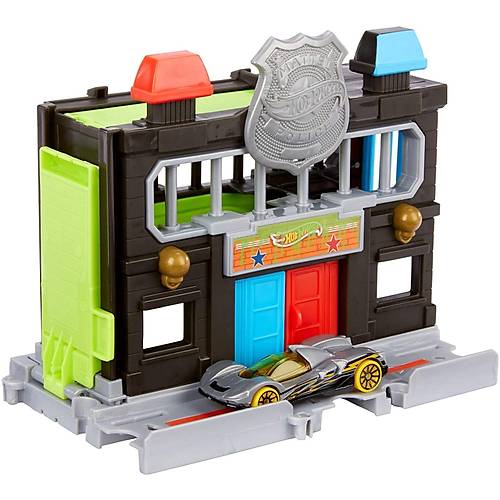 Hot Wheels ehir Otoparklar Oyun Setleri ehirde Polis Merkezi