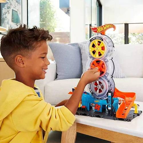 Hot Wheels Tekerlek Kulesi Pisti