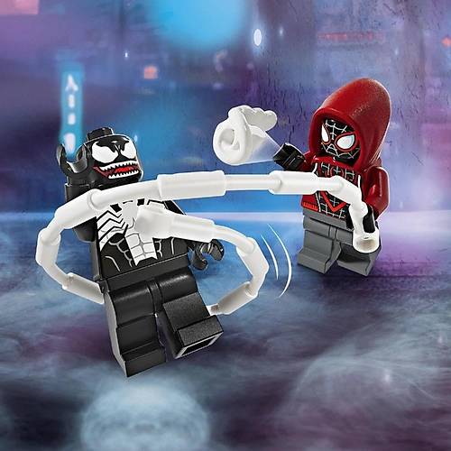 LEGO Marvel Venom Robot Zrh Miles Morales'e Kar 76276 | 6 Ya ve zeri Sper Kahraman Yedi ocuklar iin na Edilebilir Yaratc Oyuncak Yapm Seti (134 para)