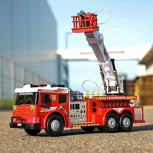 Dickie Rc Aerial Ladder Truck Merdivenli tfaiye Arac 2.4 Ghz Sesli Ik ve Su Pskrtme 62 Cm