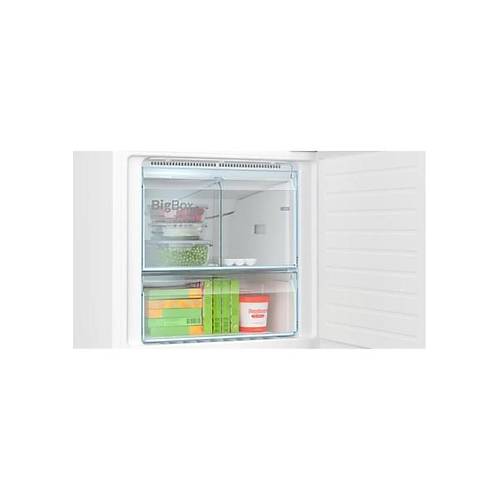 Bosch KGN55VWE0N Beyaz Alttan Donduruculu Buzdolab� 375 lt E Enerji S�n�f� 186X70 cm