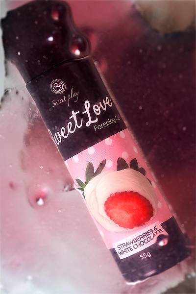 SECRET PLAY g���s u�lar� ve �zel b�lgeler i�in �ilek ve beyaz �ikolata aromal� samimi jel, 60 ml