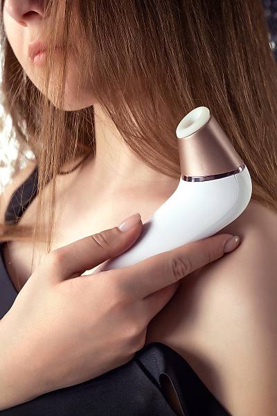 Satisfyer 2 NG Vakum dalgas temassz Klitoral Stimlatr , ABS plastik, beyaz, 17 cm.