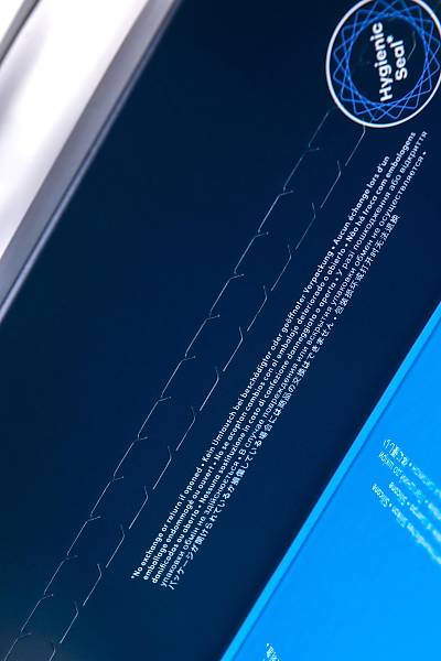 Satisfyer Men Heat Vibratiion Masturbator Ger�ek�i Olmayan, Silikon, Siyah, 15 cm