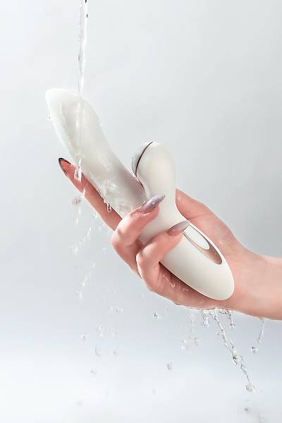 Satisfyer Pro + G-Spot Vibrat�r Tav�an, vakum dalgas� uyar�c�l�, silikon, beyaz, 22 cm.