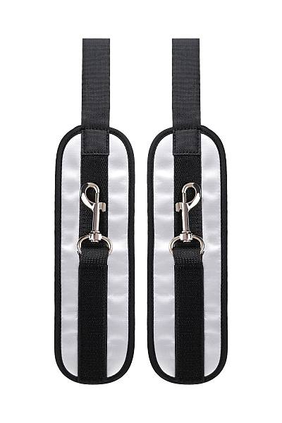 Anonymo kelep�eleri #0107, Polyester, g�m��, 23,5 cm