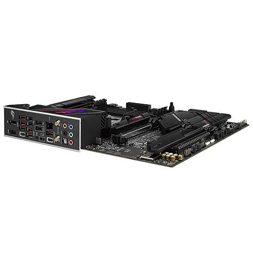 Asus ROG STRIX B650E-E GAMING WIFI AMD B650 Soket AM5 6400MHz(OC) DDR5 4xM.2 ATX Anakart