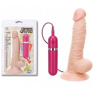 18 cm. Titre�imli Vantuzlu Realistik Penis - �r�n Kodu: C771V