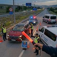 I��kl� Trafik Y�nlendirme Copu ve El Feneri Watton WT-263