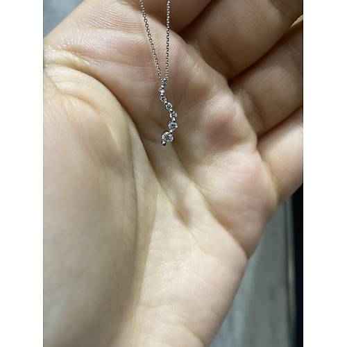 0.15 KARAT PIRLANTA KOLYE