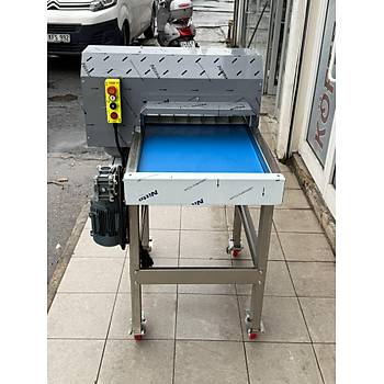 S�nmez �ift Motor Bantl� Et Paylama Par�alama Makinesi