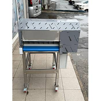 S�nmez �ift Motor Bantl� Et Paylama Par�alama Makinesi