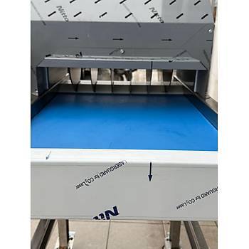 S�nmez �ift Motor Bantl� Et Paylama Par�alama Makinesi