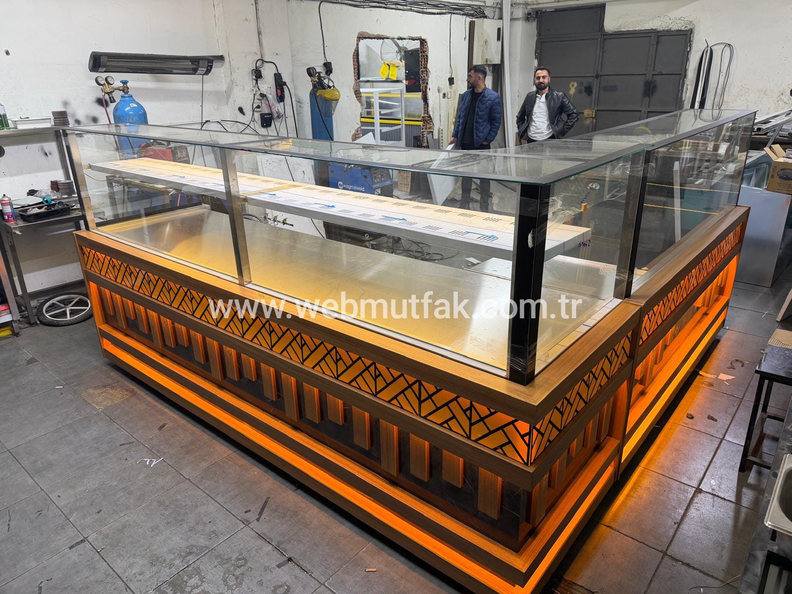 Sulu Sistem Börek Tezgahı 300+250 cm | Paslanmaz Böreklik Tezgahı L Banko