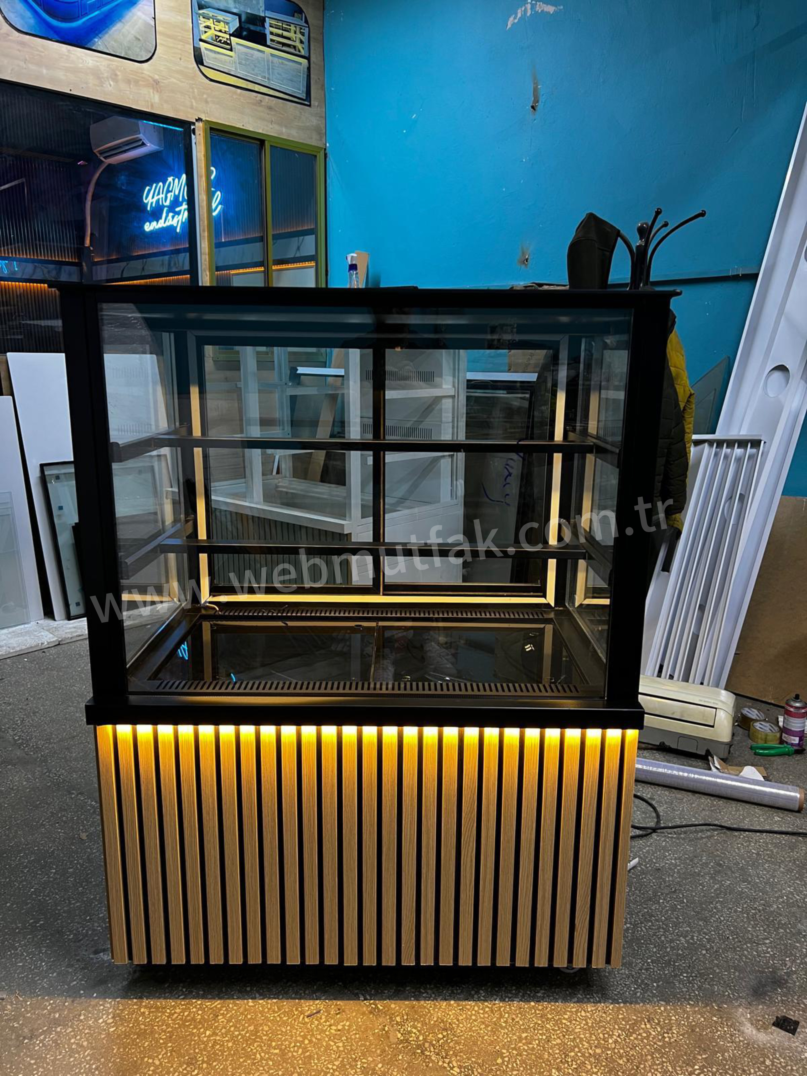 100 cm Pasta Dolabı +4 Derece Soğutmalı Tatlı Teşhir Dolabı LEDli