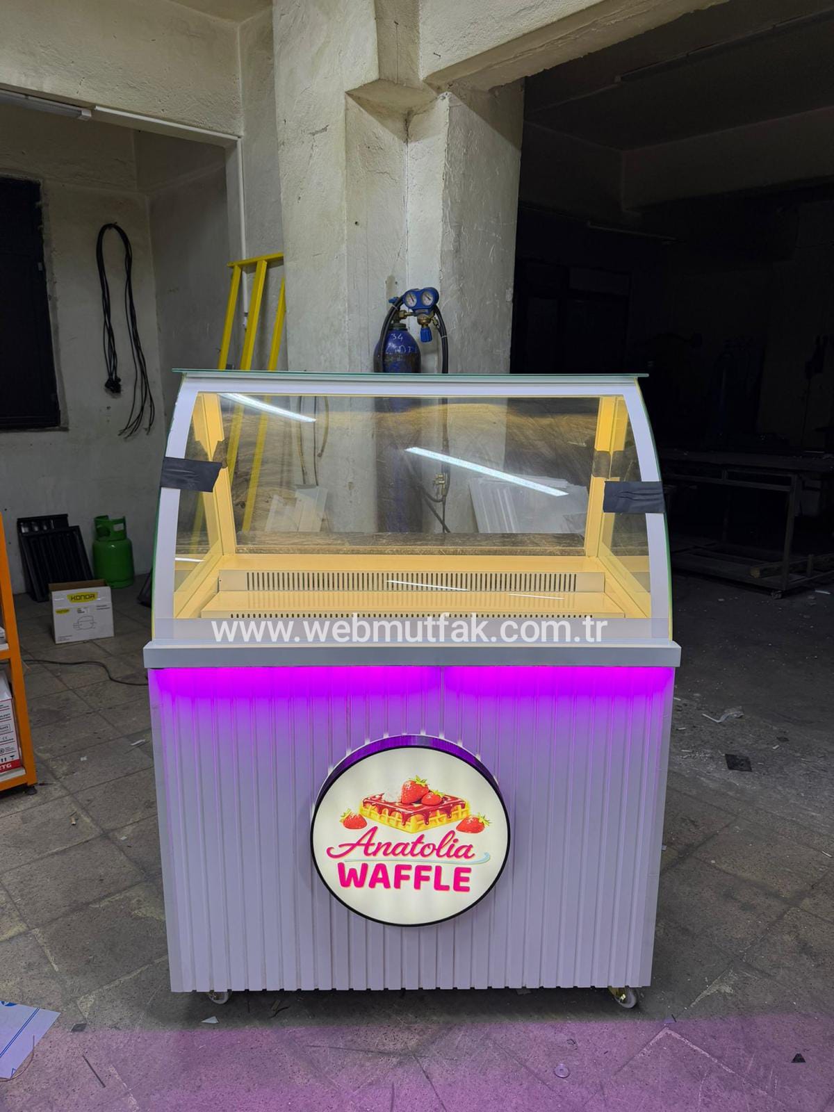 100 cm Waffle Tezgahı | Ledli Bombe Camlı Waffle Satış Dolabı