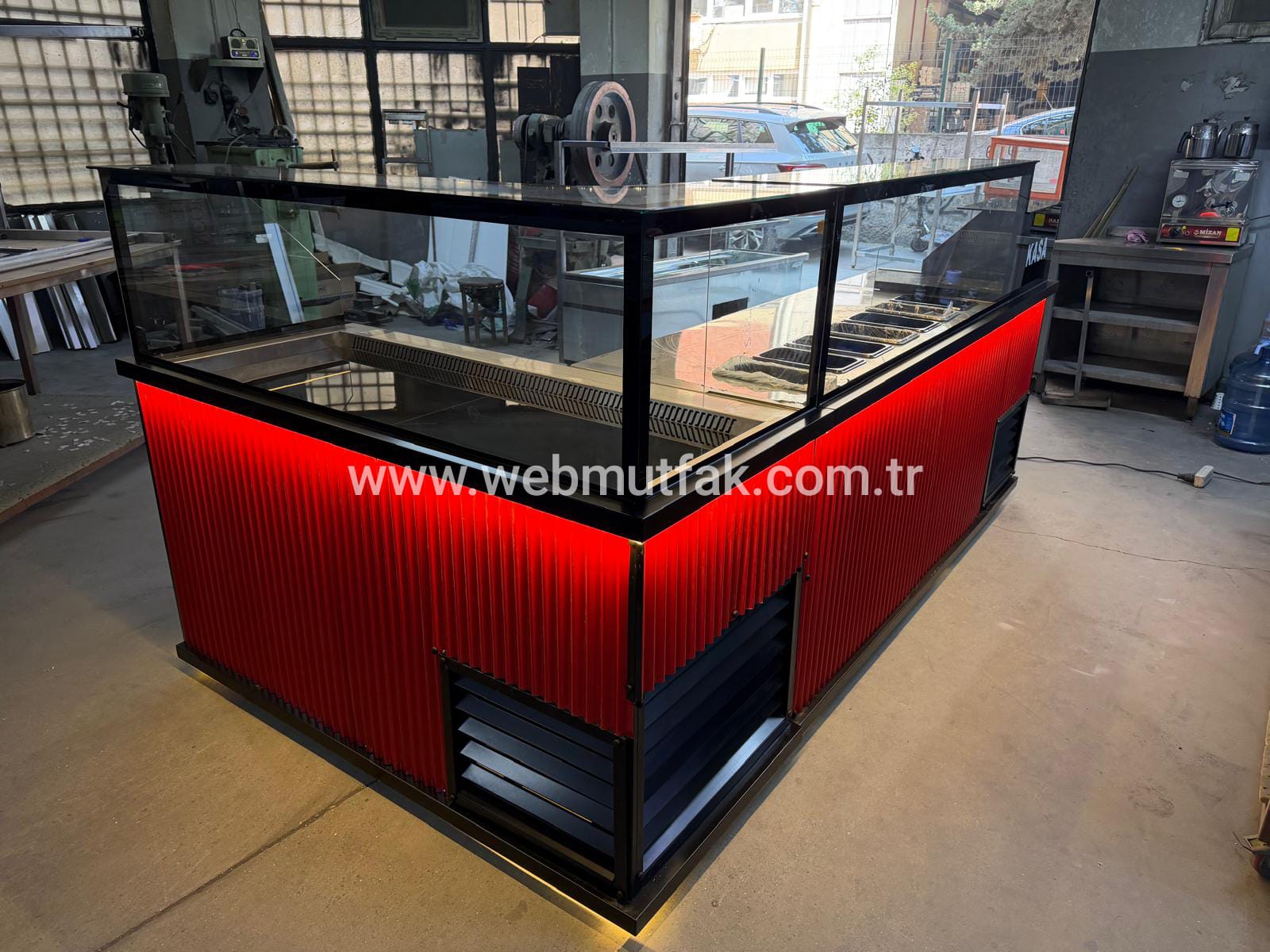 L Tipi Soğutmalı Çiğköfte ve Salatabar Tezgahı 350 CM