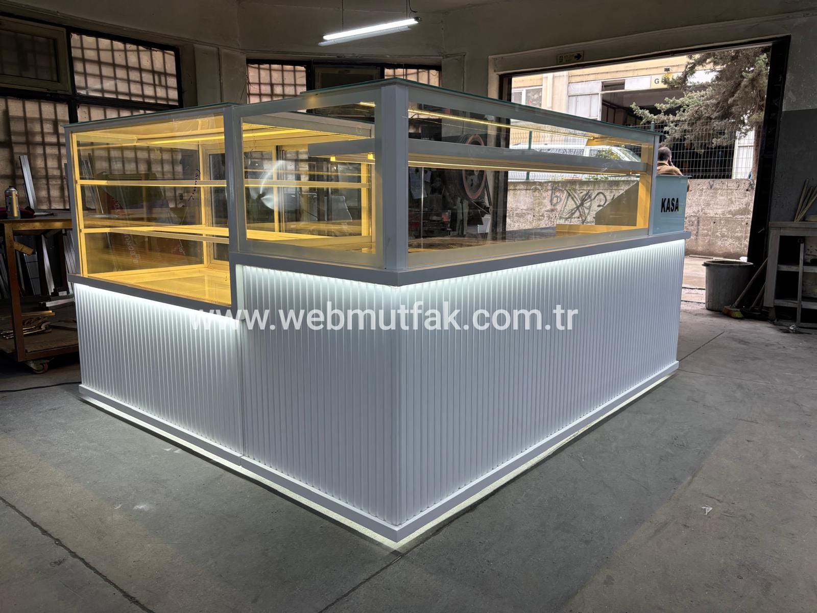 150 cm Soğutmalı Tatlı Dolabı & 300 cm Baklava Tezgahı Isıtmalı Set