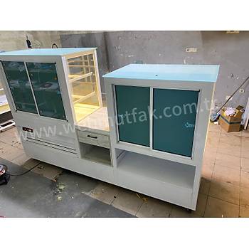 Kademeli Pasta Tatl� Dolab�