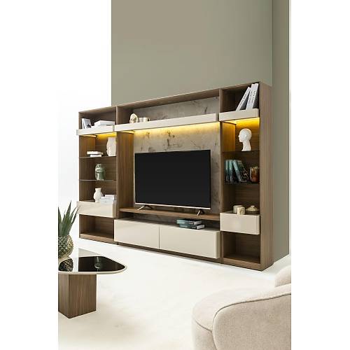 Cosmo Tv nitesi