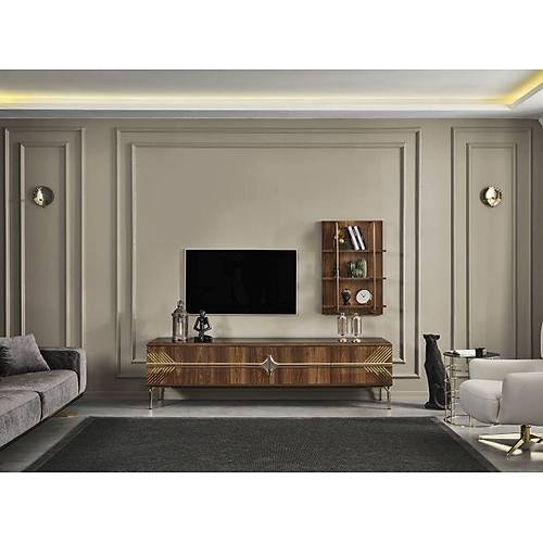 Deluxe Tv nitesi