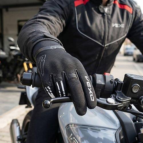 VEXO AERO PLUS ELD�VEN S�YAH-BEYAZ