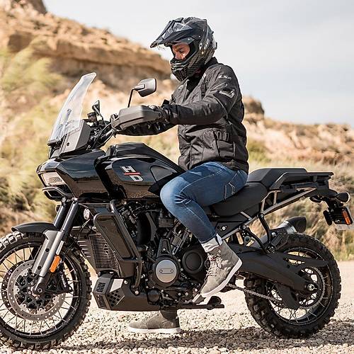 LS2 Explorer C Karbon Cross Kask