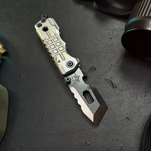 MoyeWorks Pry Bar Katlan�r EDC �ak� � M390 �elik & Titanyum Kabza