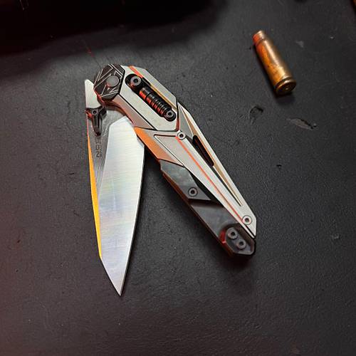 NOC Knives MT33 � Titanyum G�vde ve S�ra D��� Mekanik Tasar�m