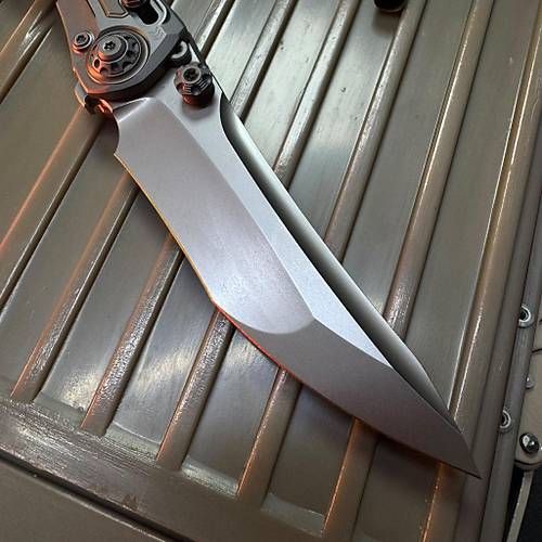 District 9 Snake-2 Bead Blasted Finish � Titanyumun Mekanik Yorumu
