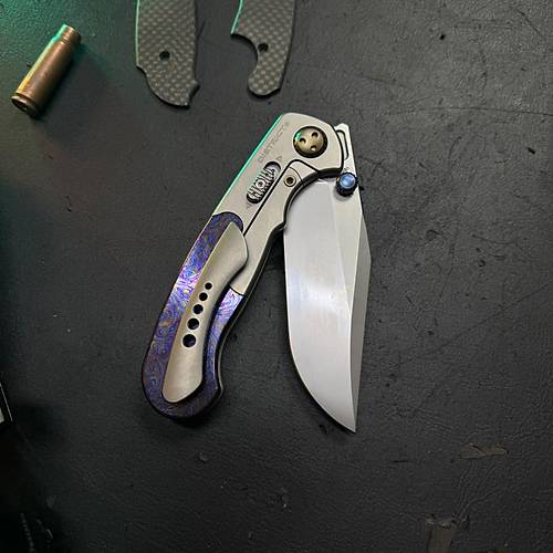 District 9 Venator M390 Titanium & Carbon Fiber