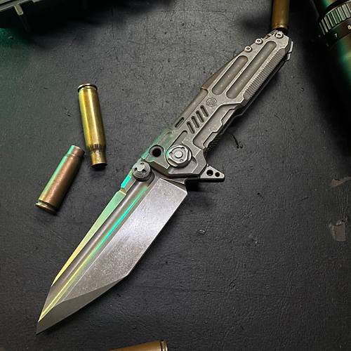District 9 Marauder Titanium Folder � M390