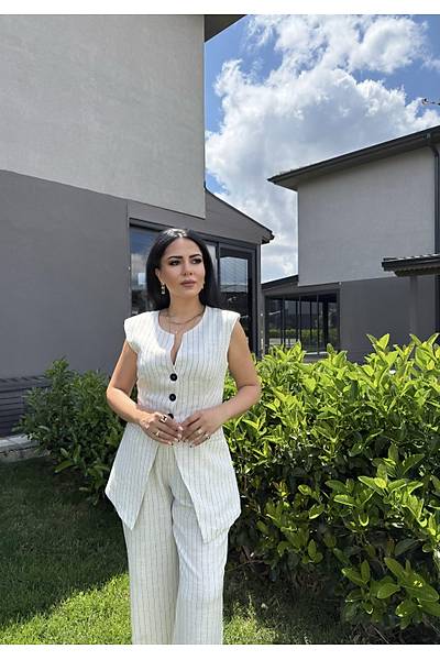 izgili Yelekli Keten Takm
