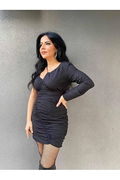 Siyah Kol Detayl Mini Elbise
