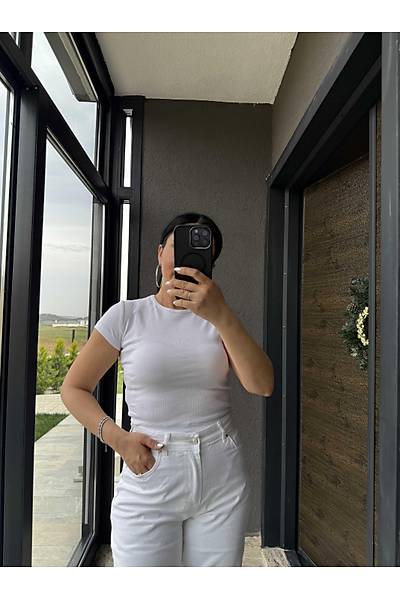 Bisiklet Yaka Beyaz Crop