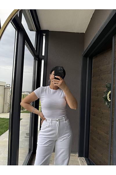 Bisiklet Yaka Beyaz Crop