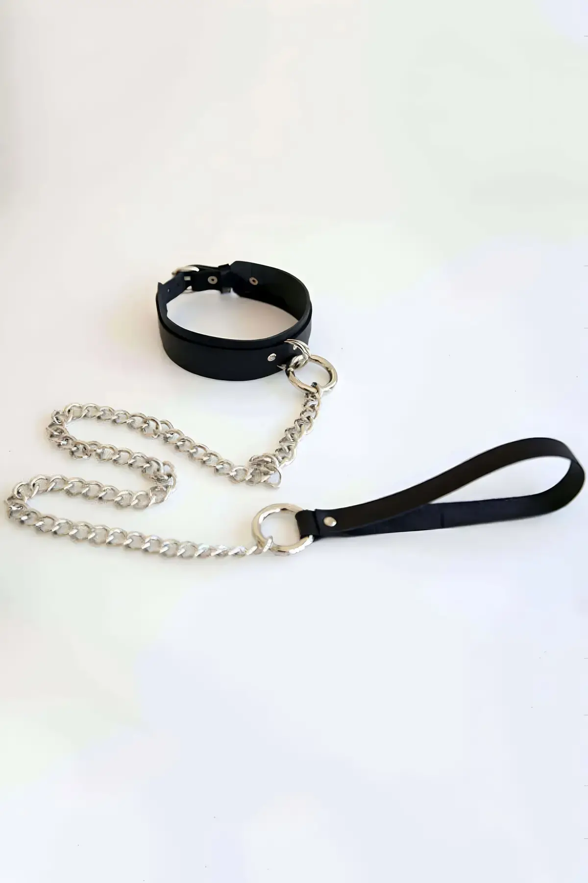 Siyah Choker Deri Zincir Bağlantılı Halka Detaylı - APFT248