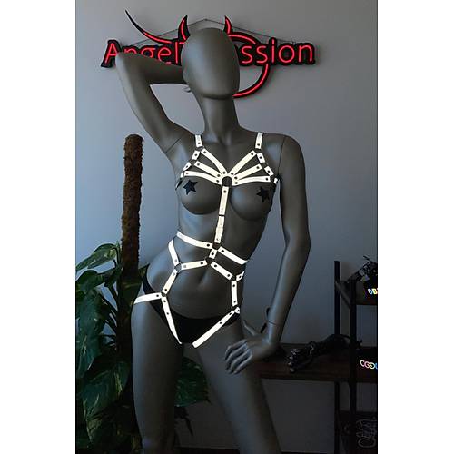 Danslar in Karanlkta Parlayan Seksi Harness Takm - APFT453