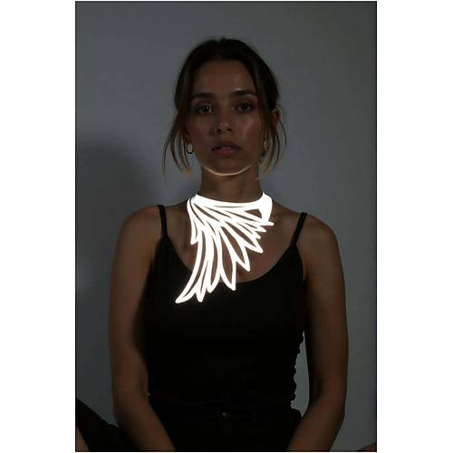 Beyaz Reflektrl Byk Ku Kanad Choker Kolye, Tarz Lazer Kesim Kolye - APFT1418